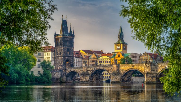 Prag za Uskrs i 1 maj