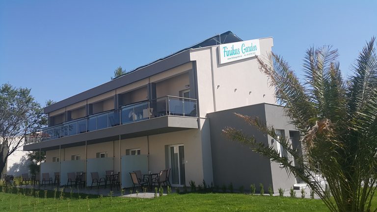 Kuća Finikas Garden