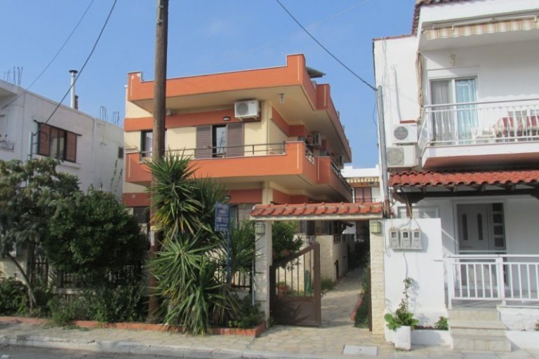 Vila George – Sarti