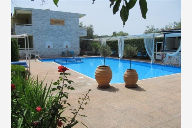 Vila Suzana 2 – Tasos