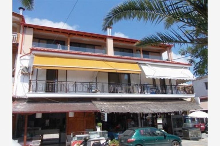 Vila Teano 1 – Sarti