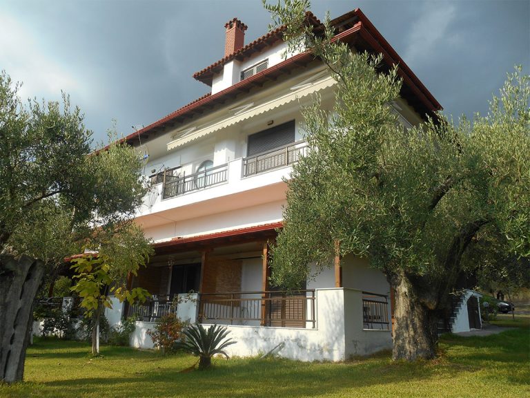 Vila Maros – Skala Furka