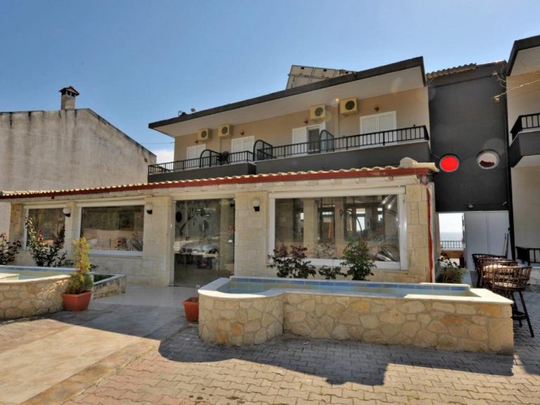 Vila Coralli – Lutra