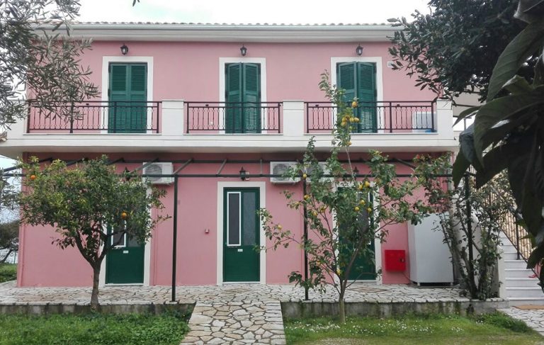 Vila Praksitelis – Nidri