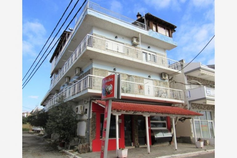 Vila Zorbas – Nea Flogita