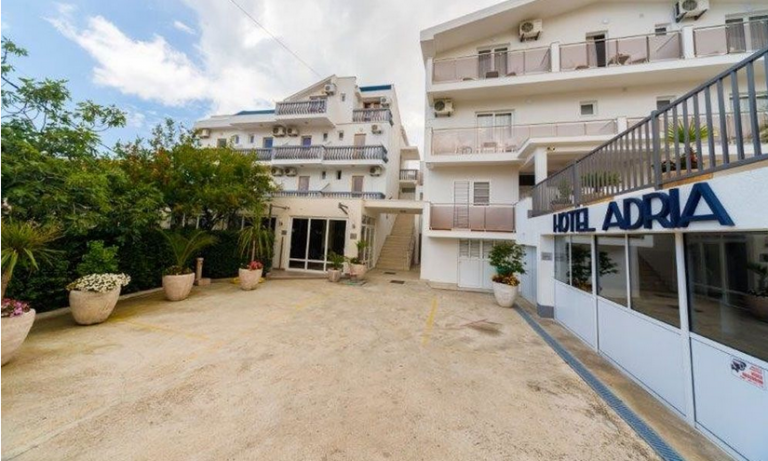 Hotel Adria – Šušanj