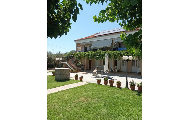Vila Vakis – Velika