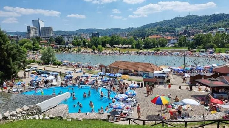 Slana Jezera Panonika, Tuzla